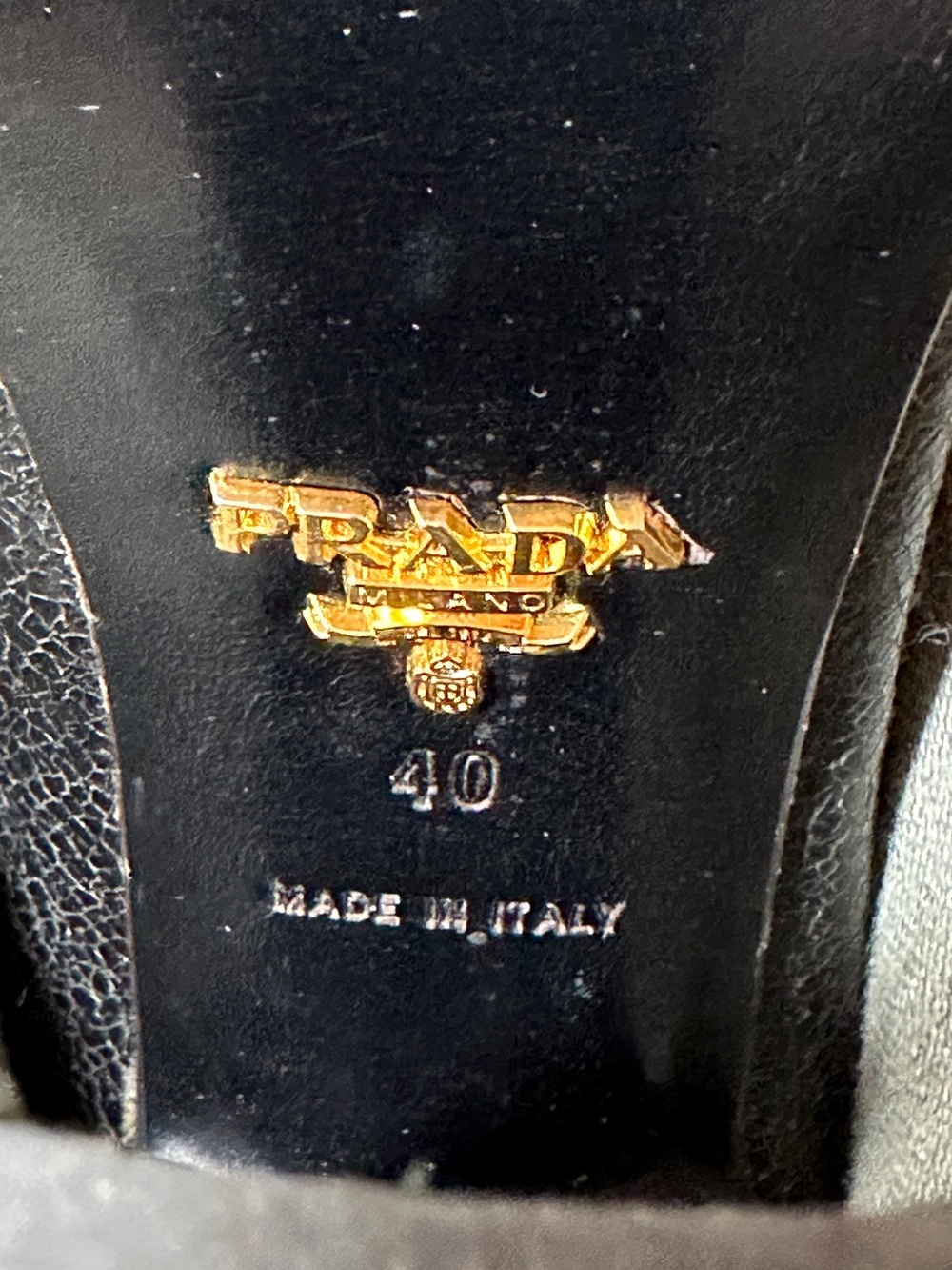Vintage PRADA Circa 1990’s Black Leather Mary Jane Platform Pumps!
Never Worn!! - Picture 8 of 9